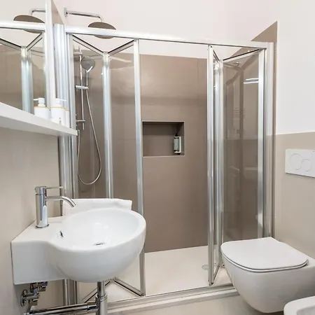 Corso Garibaldi 21 & ヴァスト