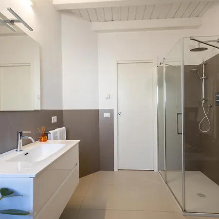 Corso Garibaldi 21 & * ヴァスト